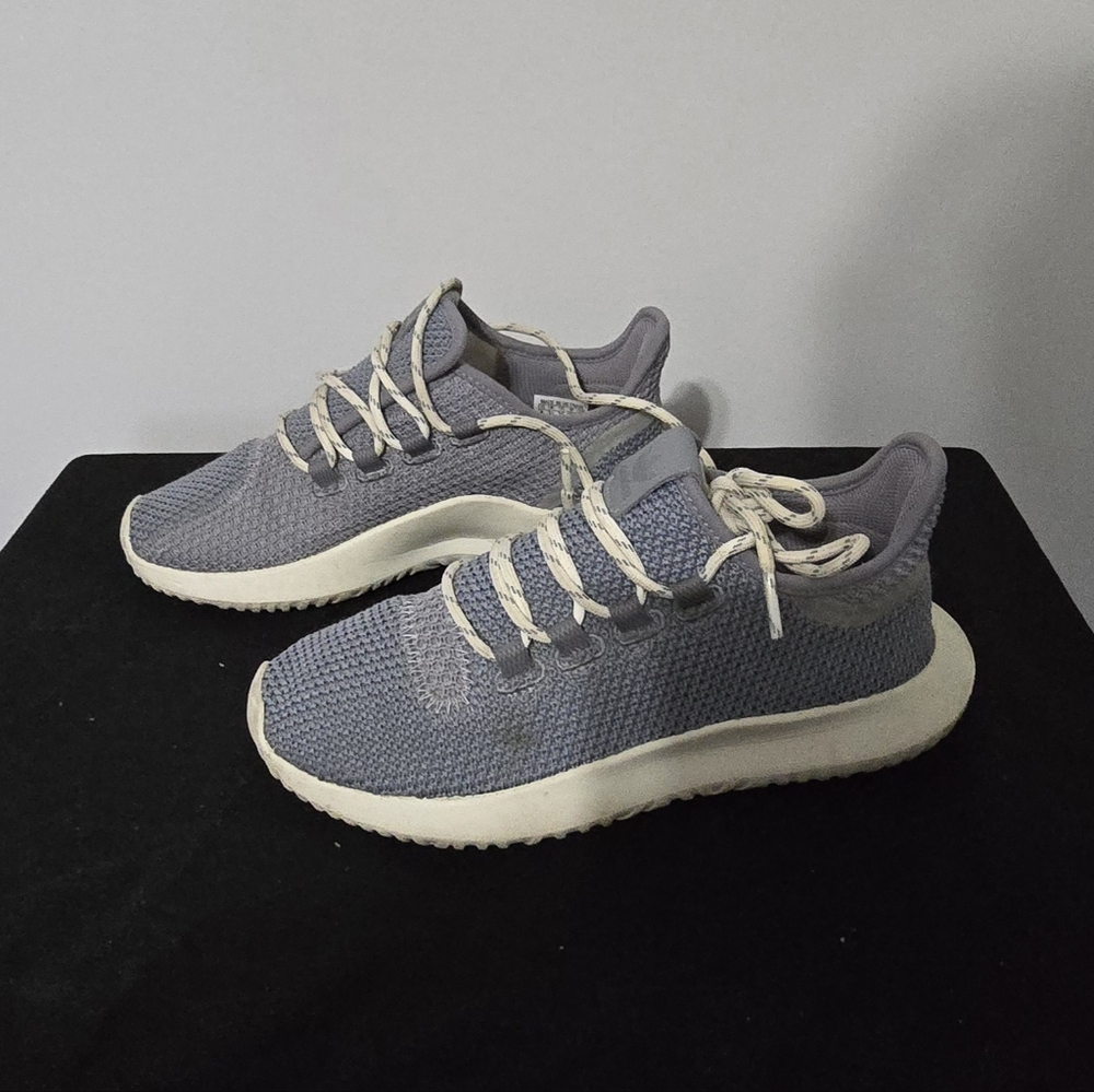 ADIDAS TUBULAR SHADOW